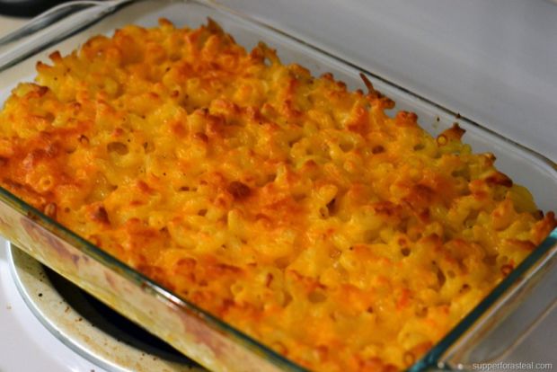 Baked-Macaroni-Cheese-Supper-for-a-Steal